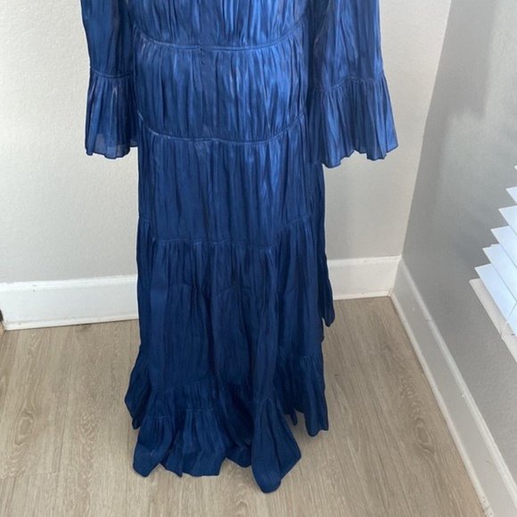 Cinq à Sept long sleeve asymmetric Dress in Dark Blue - Picture 7 of 8